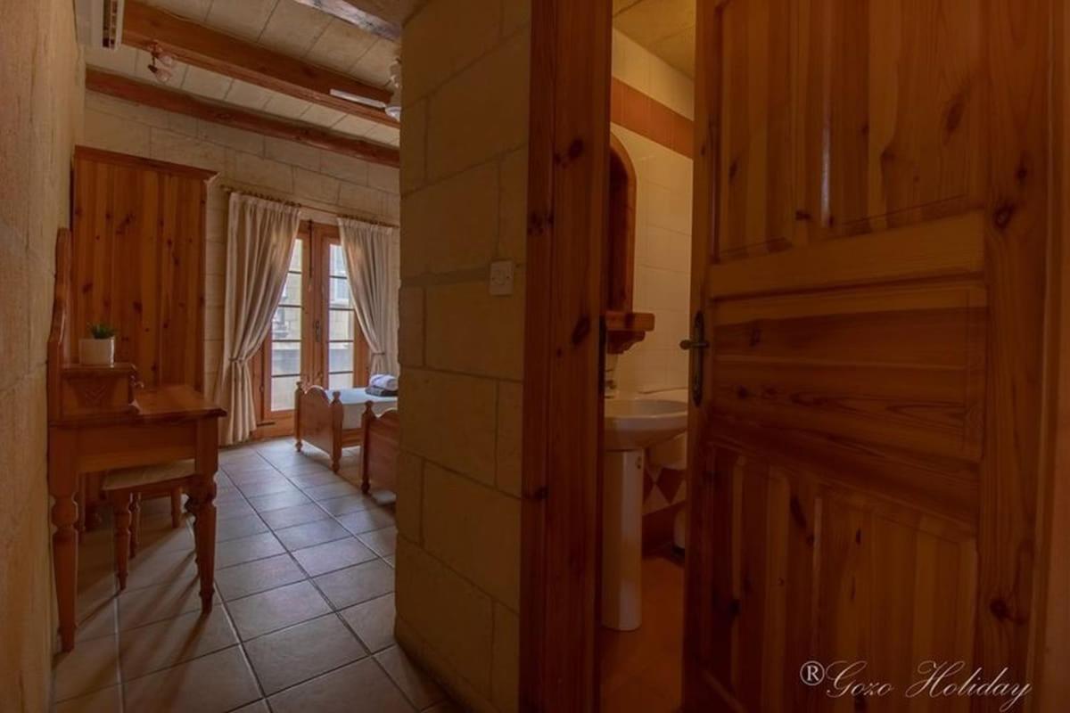 Hibiscus Bed & Breakfast Xaghra Luaran gambar