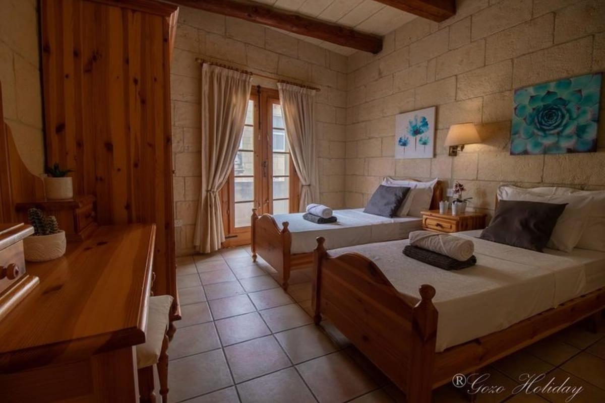 Hibiscus Bed & Breakfast Xaghra Luaran gambar